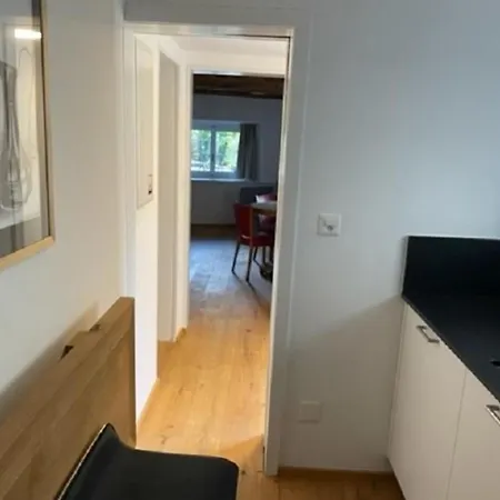 15 Zr Einliegerwohnung *
